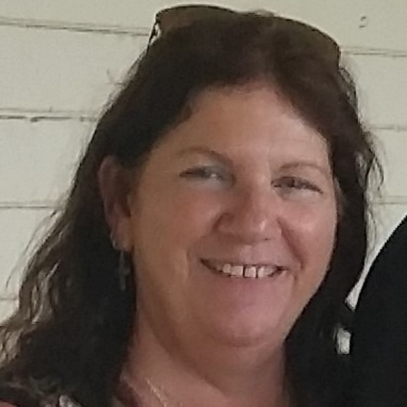 lauriepeneku